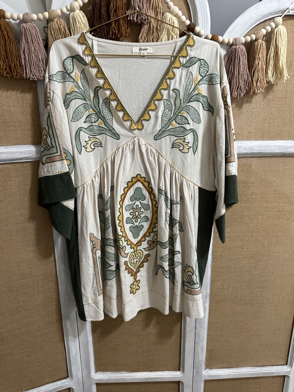 Boho V-Neck Long Sleeve Dress Tunic in Cream and Green